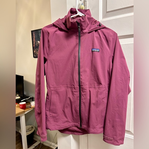 Patagonia Women's Burgundy Ski Jacket - H2No - Picture 1 of 5